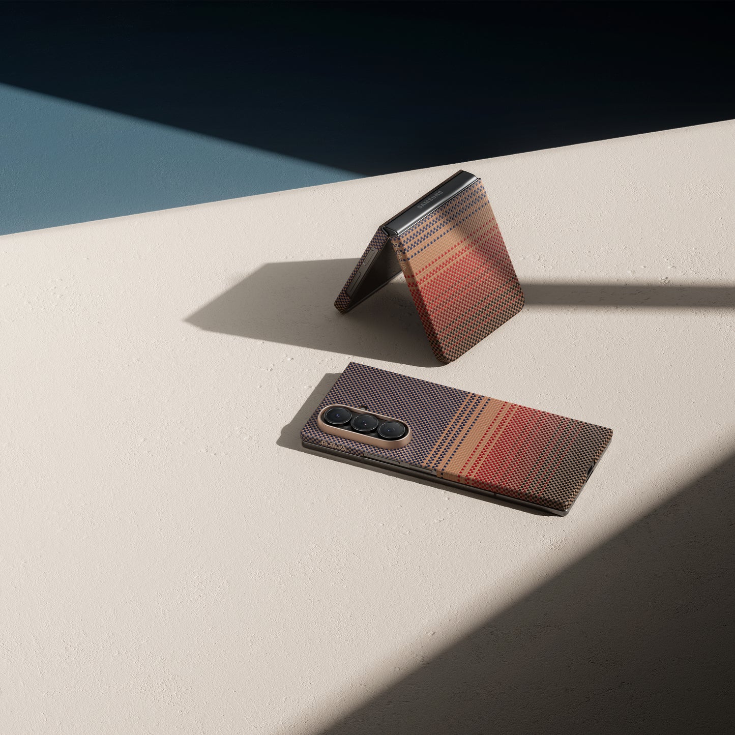 Pitaka Z Fold 7  Fusion  Weaving Case With Ultra-Slim Touch - Sunset