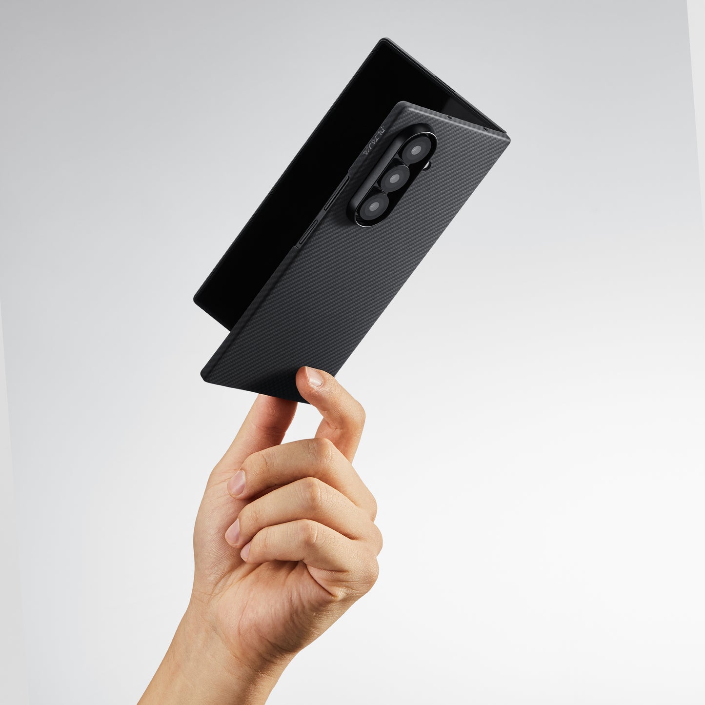 Pitaka Z Fold 7  Fusion  Weaving Case With Ultra-Slim Touch - Black/Gray