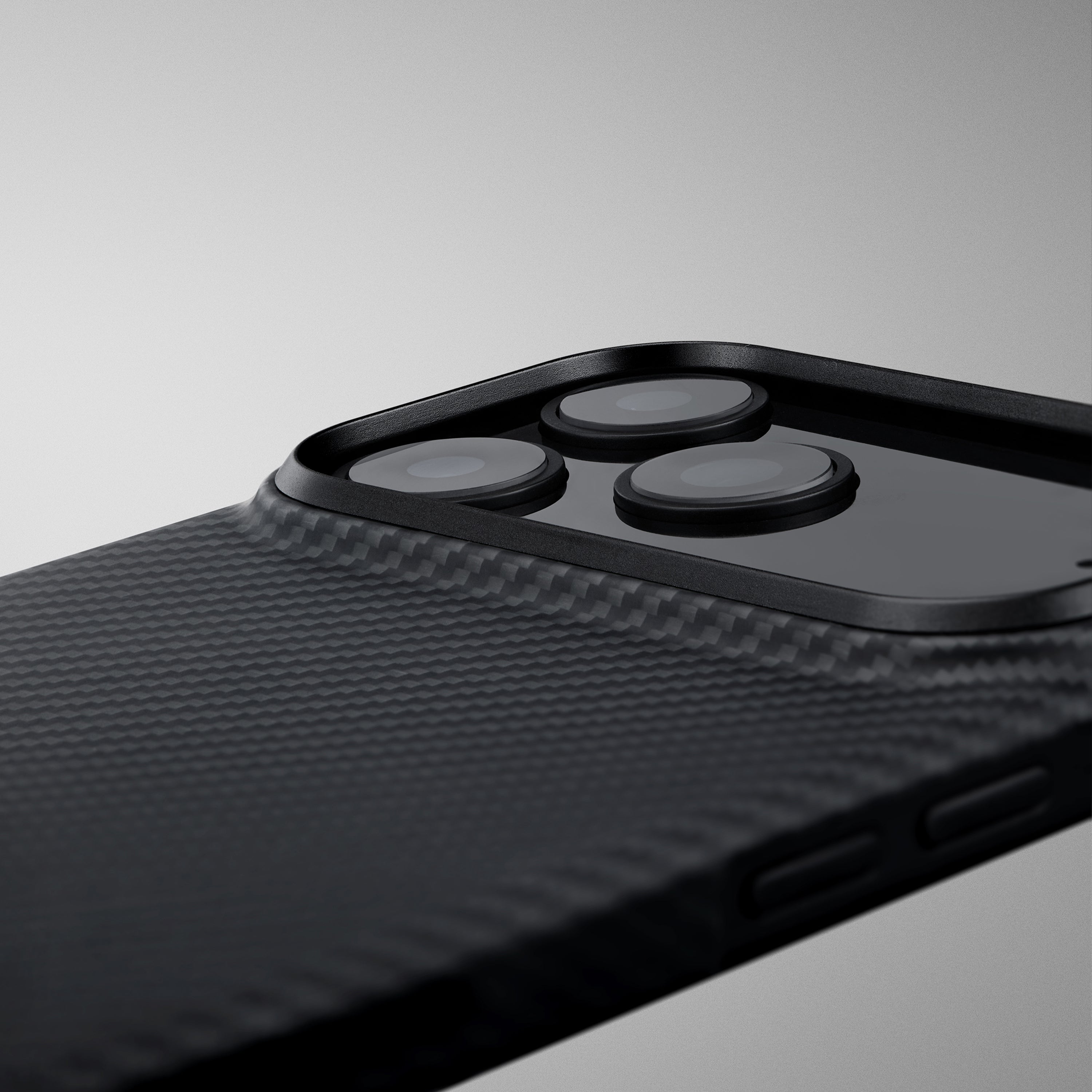 Pitaka Ultra-Slim Case With PitaTap Camera Control for iPhone 17 Series - Black/Gray