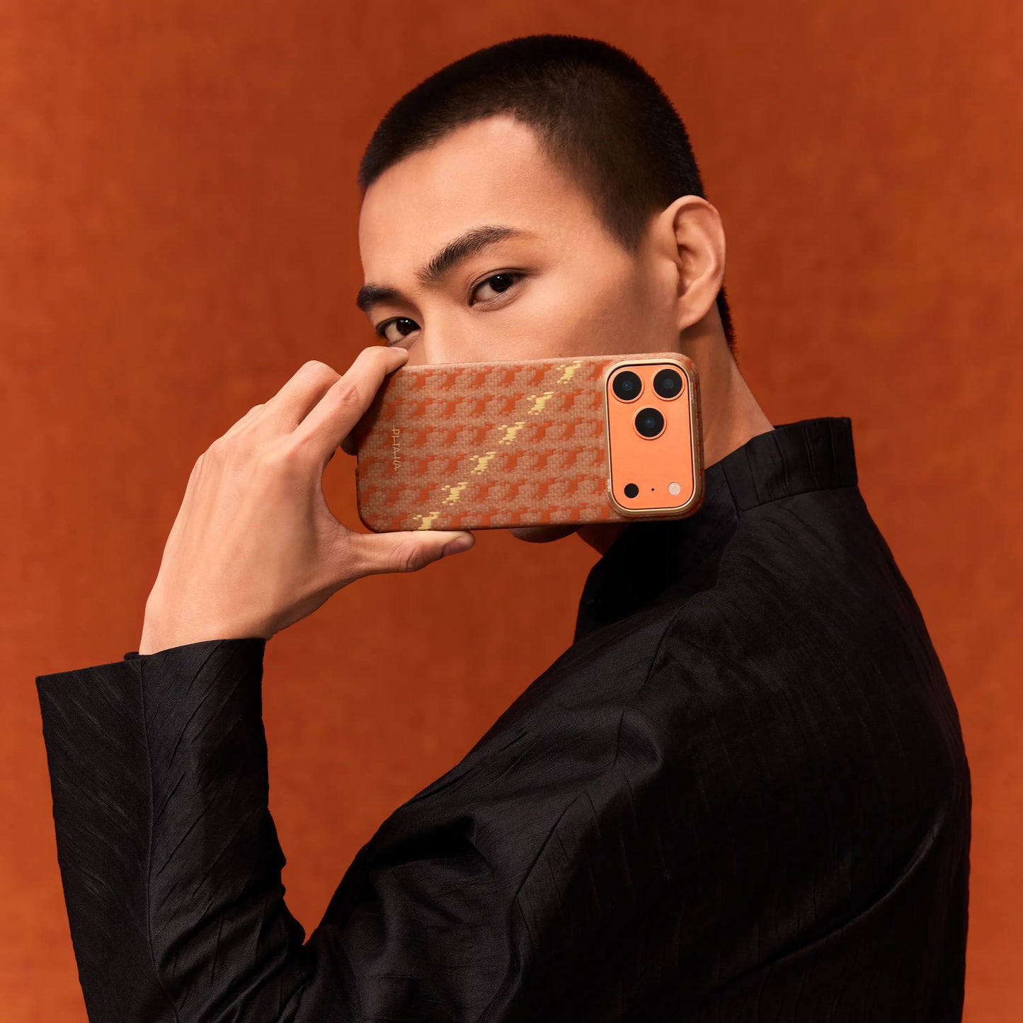 Pitaka Ultra-Slim Case With PitaTap Camera Control for iPhone 17 Series - Amber