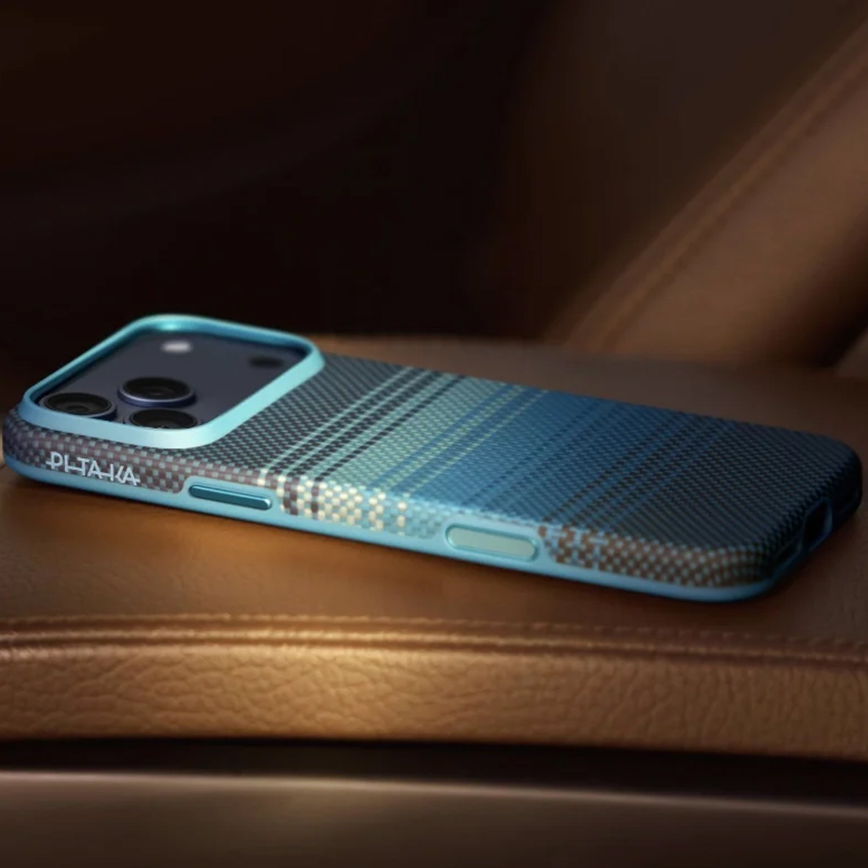 Pitaka Aramid Ultra-Guard Case for iPhone 17 Series - Moonrise